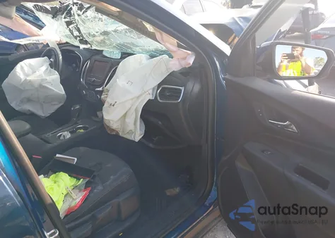 2021 Chevrolet Equinox Lt z USA, uszkodzony, nr VIN 3GNAXUEV5ML383512